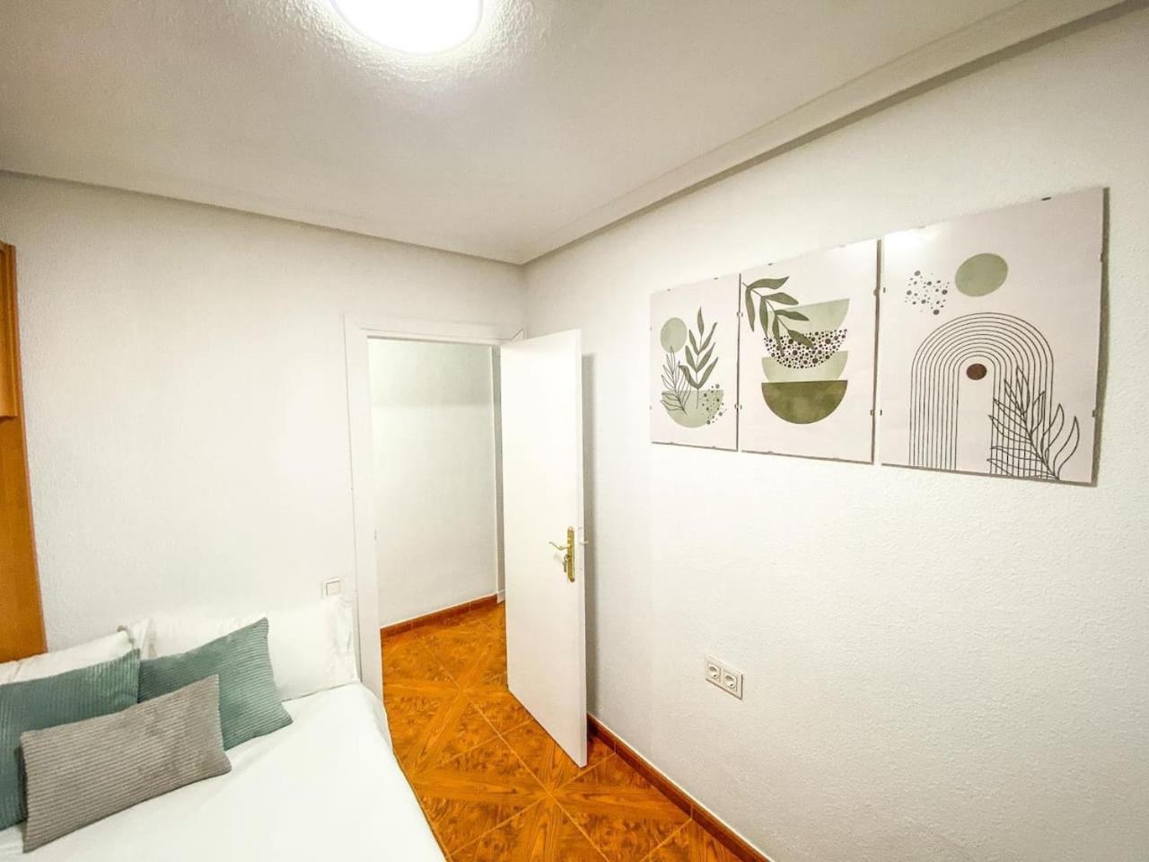 Residencial Leyra, Piso Centrico De 6 Habitaciones, 8 Camas Salamanca Exterior photo