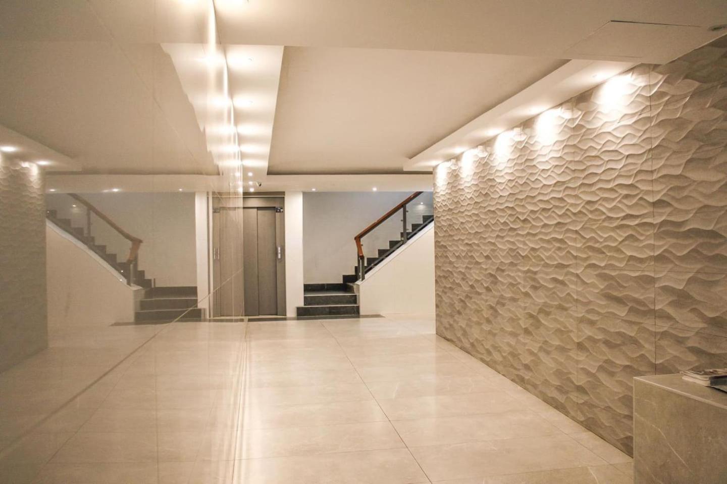 Residencial Leyra, Piso Centrico De 6 Habitaciones, 8 Camas Salamanca Exterior photo